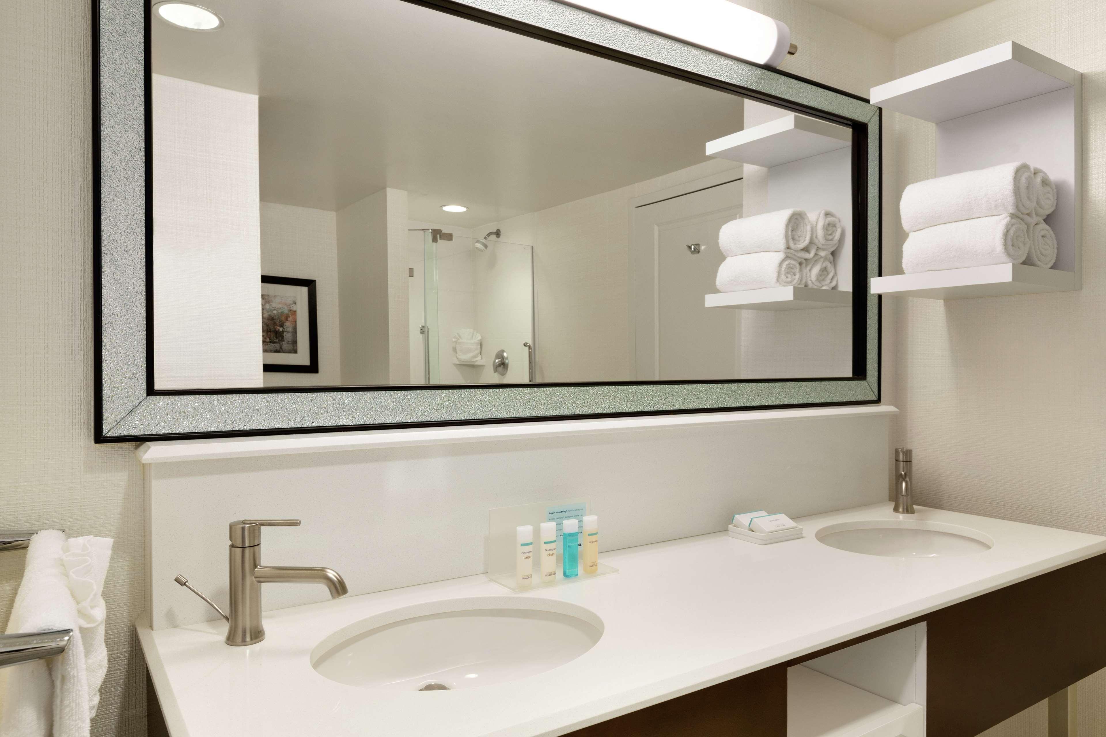 Hampton Inn & Suites Nashville-Downtown Bagian luar foto