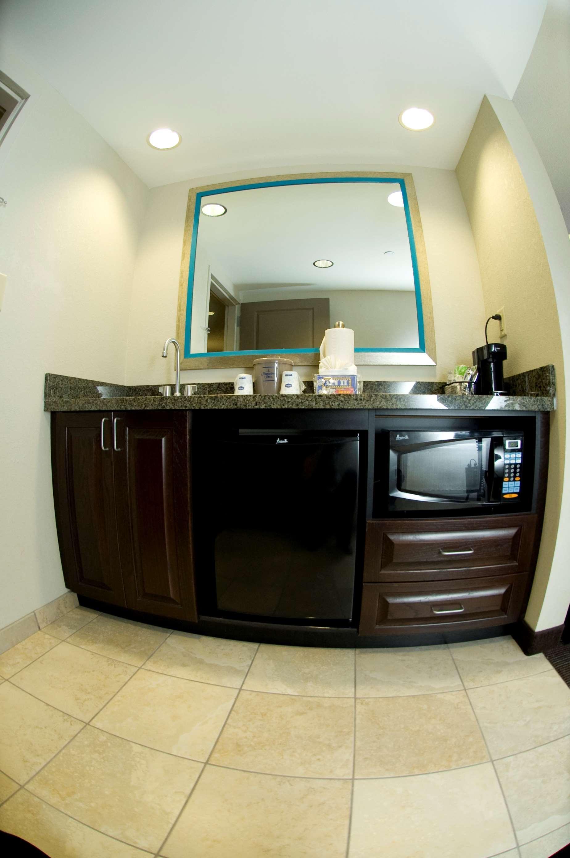 Hampton Inn & Suites Nashville-Downtown Ruang foto