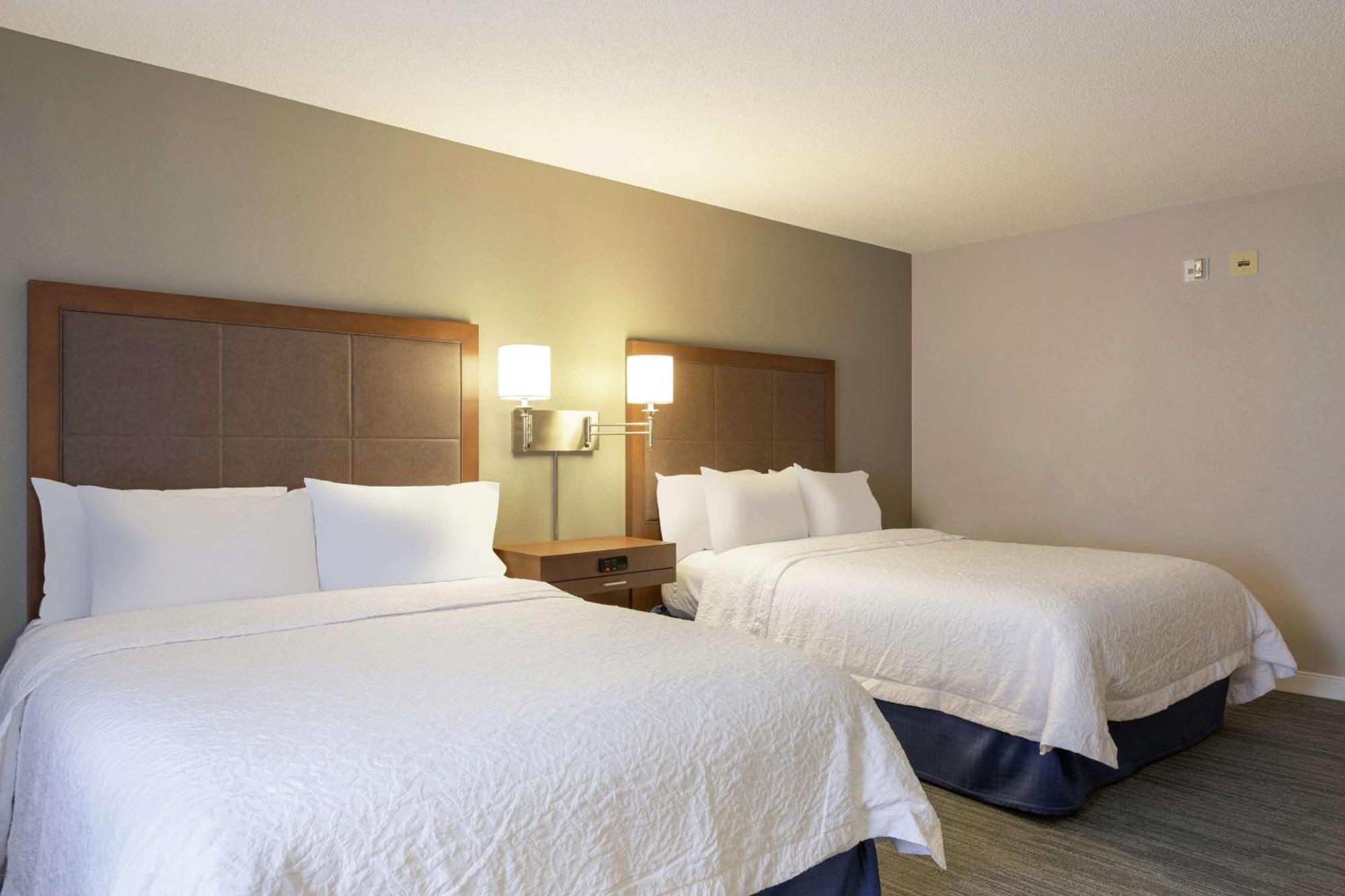 Hampton Inn & Suites Nashville-Downtown Bagian luar foto
