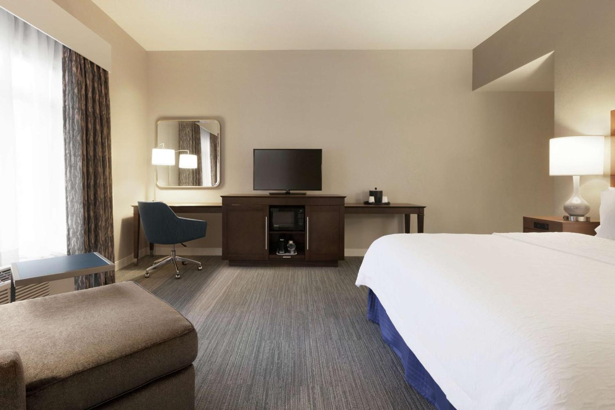 Hampton Inn & Suites Nashville-Downtown Bagian luar foto