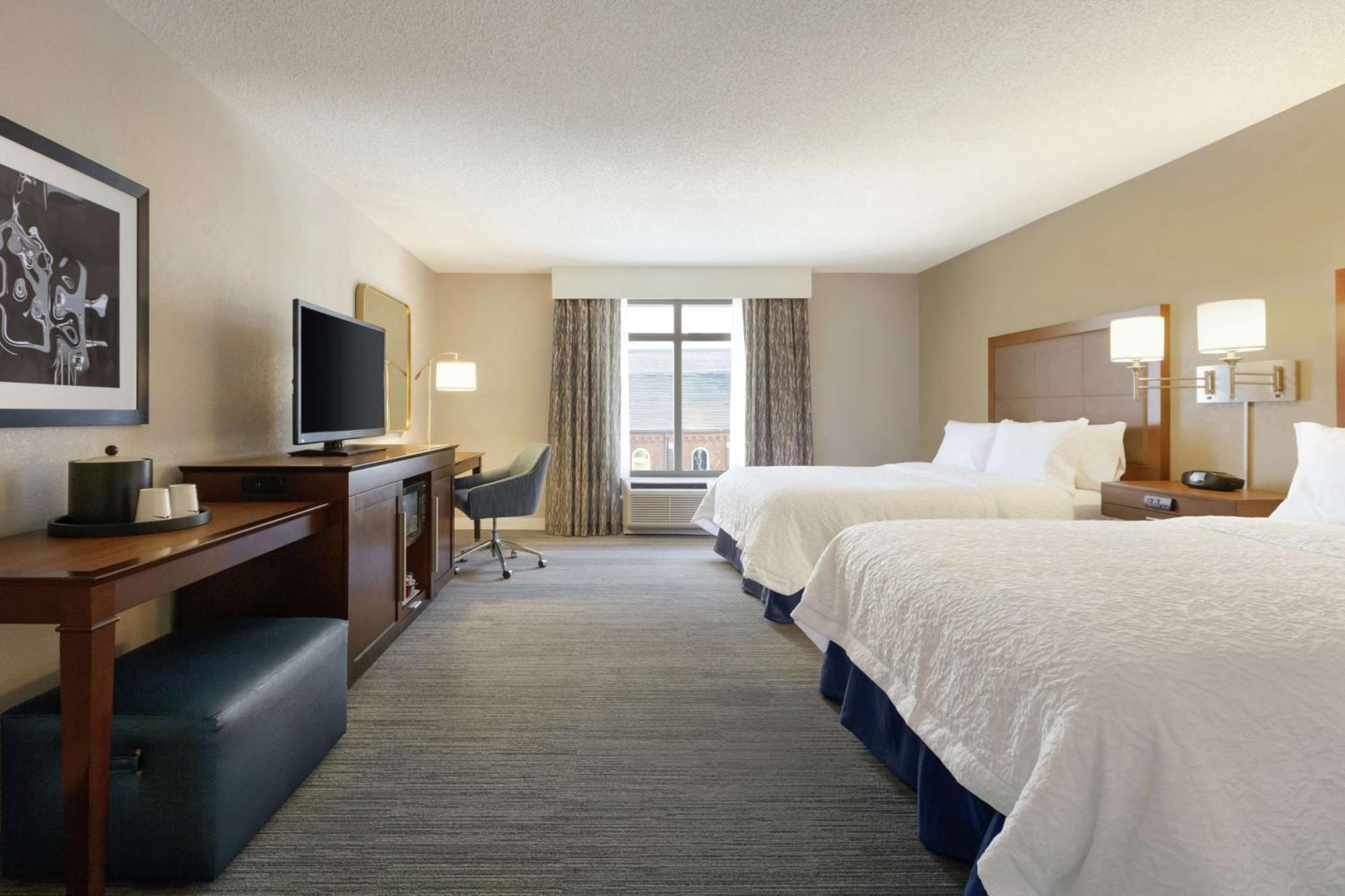 Hampton Inn & Suites Nashville-Downtown Bagian luar foto