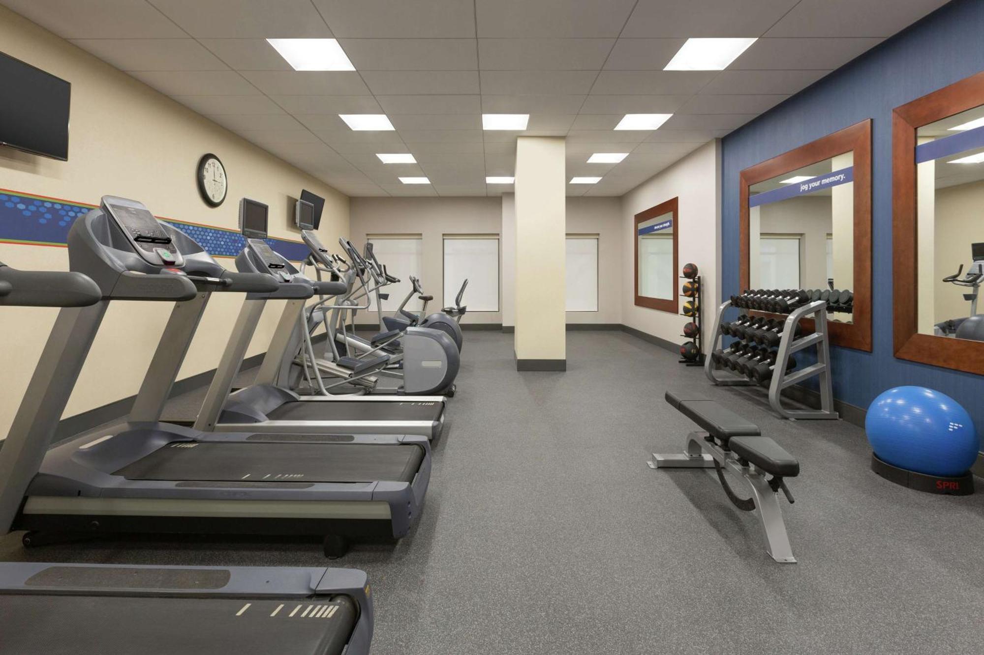 Hampton Inn & Suites Nashville-Downtown Bagian luar foto