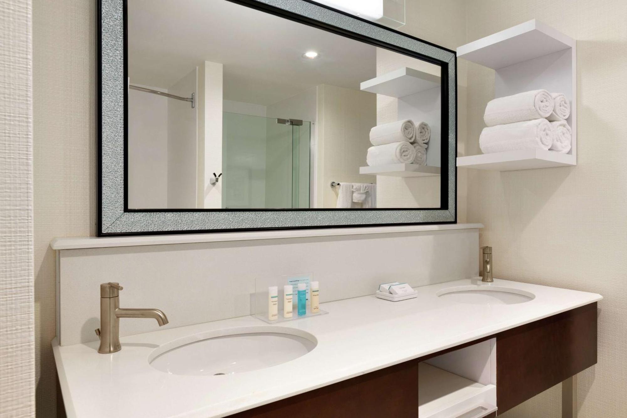 Hampton Inn & Suites Nashville-Downtown Bagian luar foto