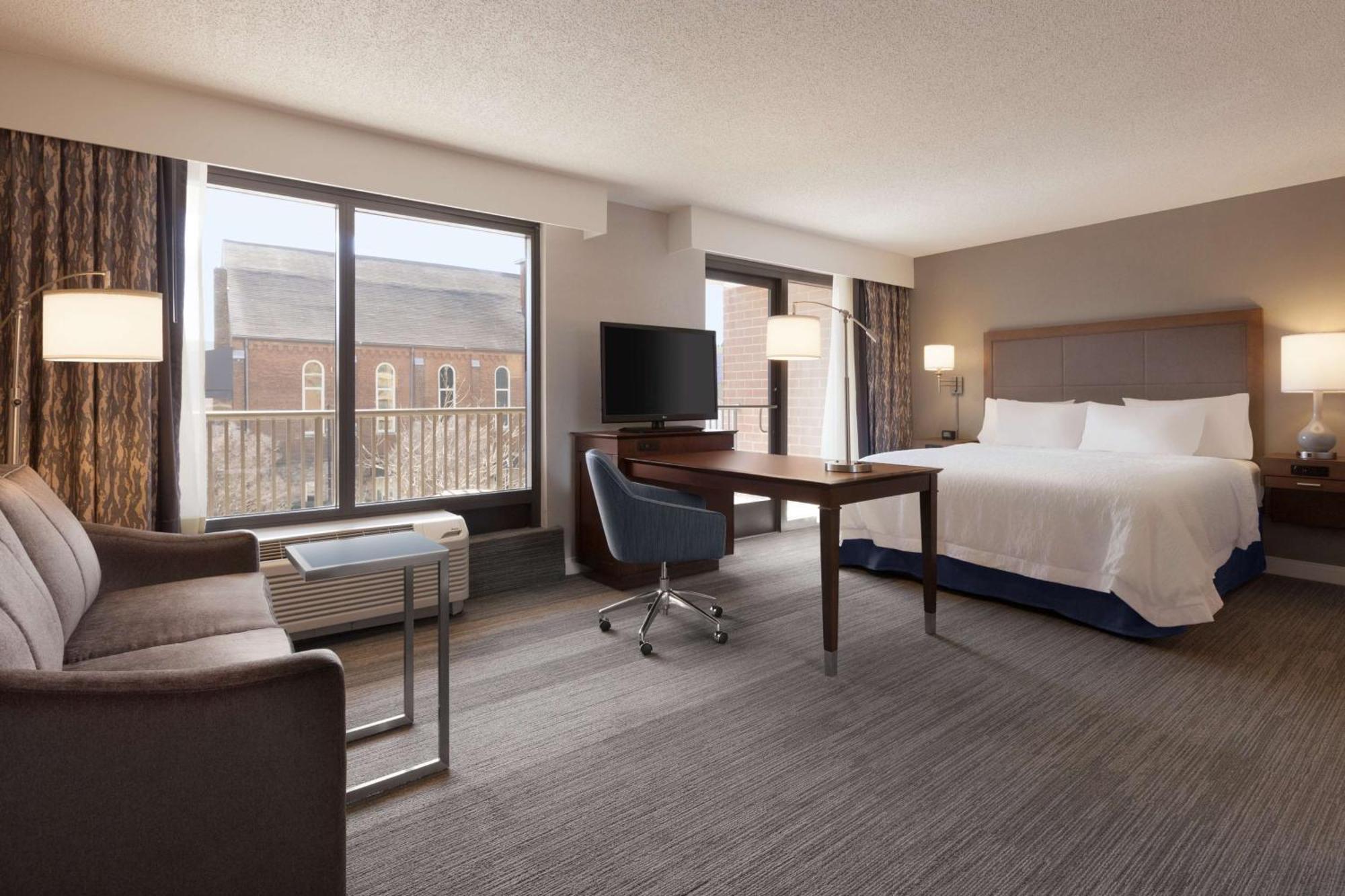 Hampton Inn & Suites Nashville-Downtown Bagian luar foto
