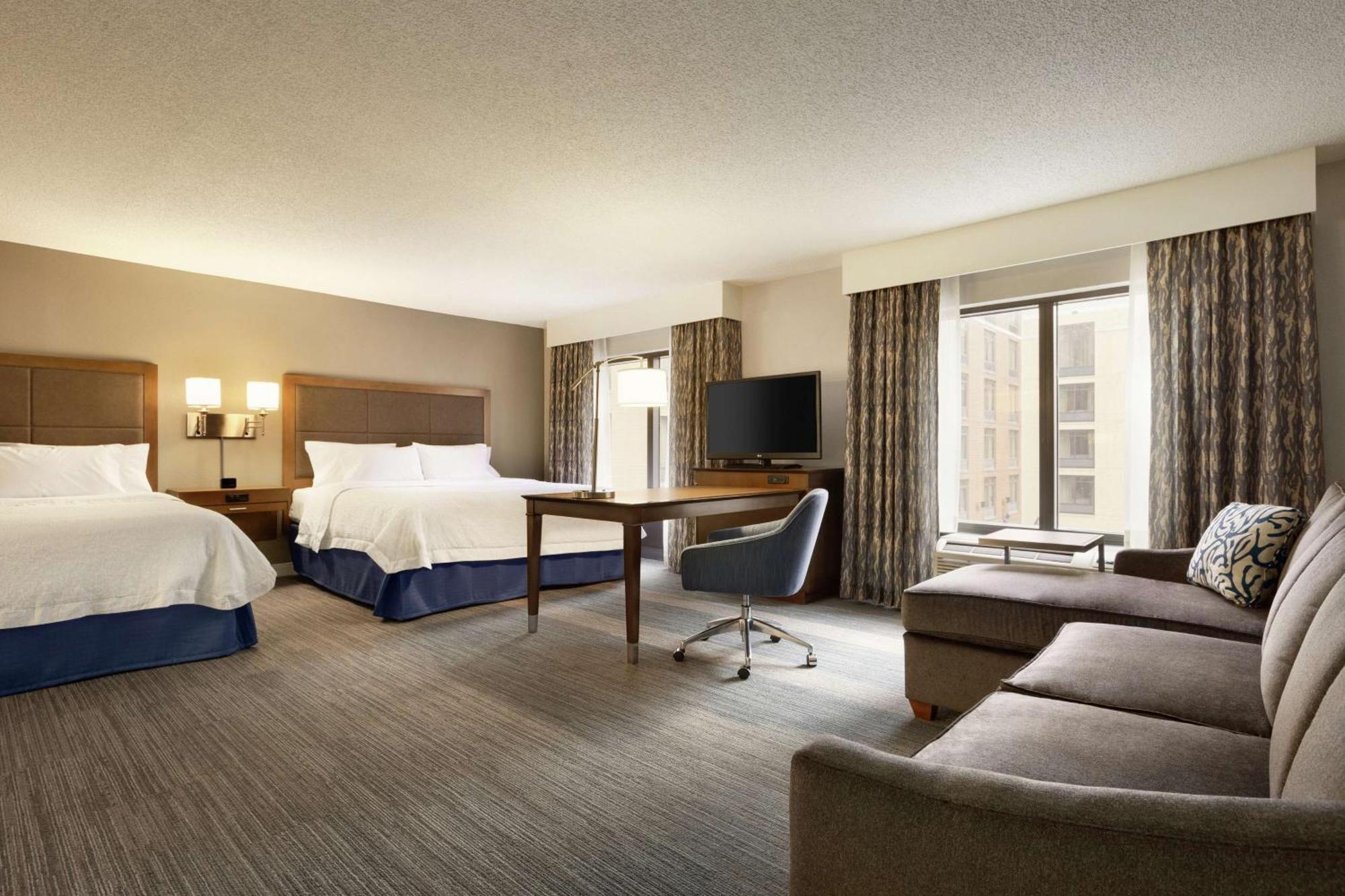Hampton Inn & Suites Nashville-Downtown Bagian luar foto