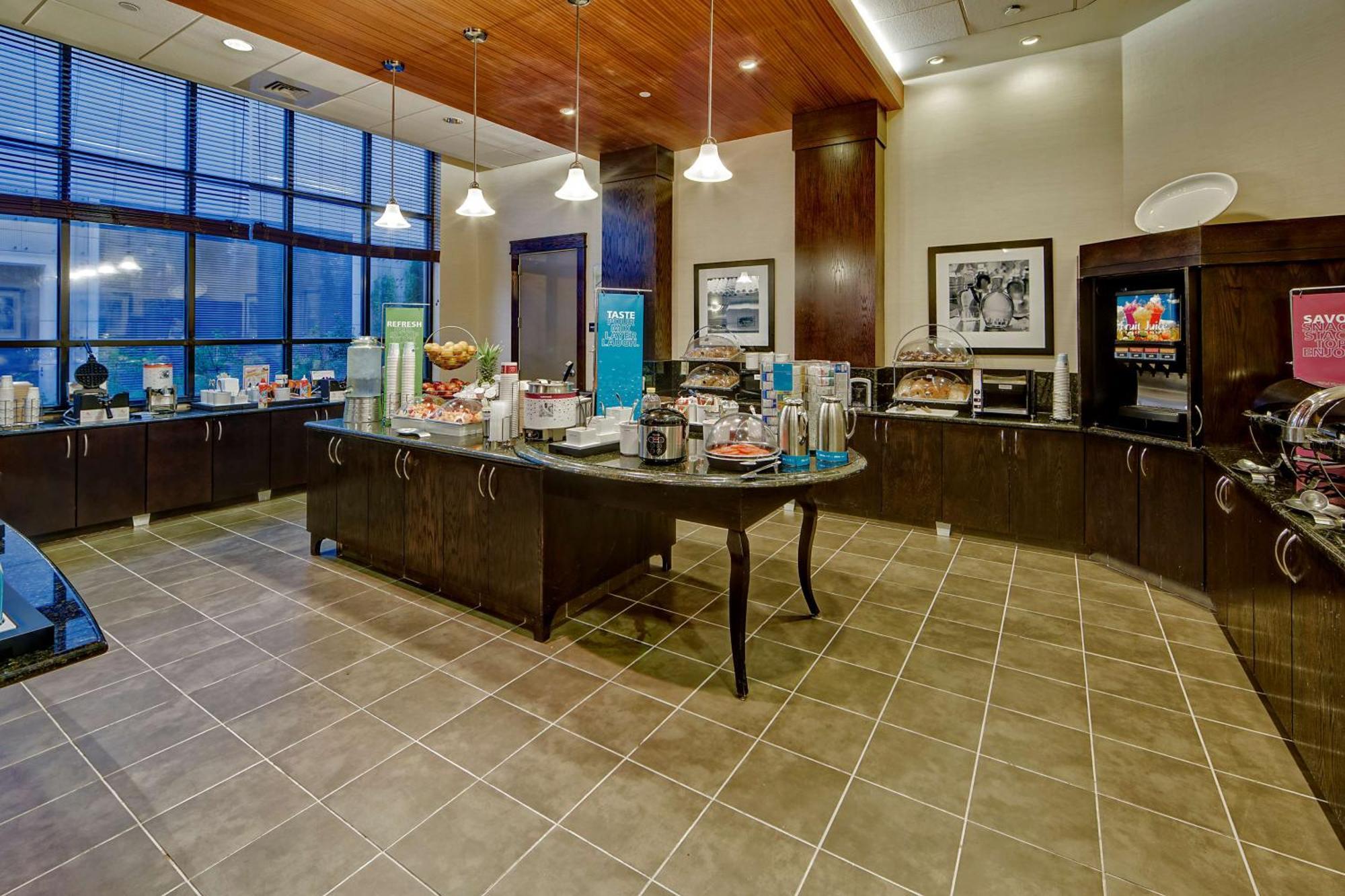 Hampton Inn & Suites Nashville-Downtown Bagian luar foto