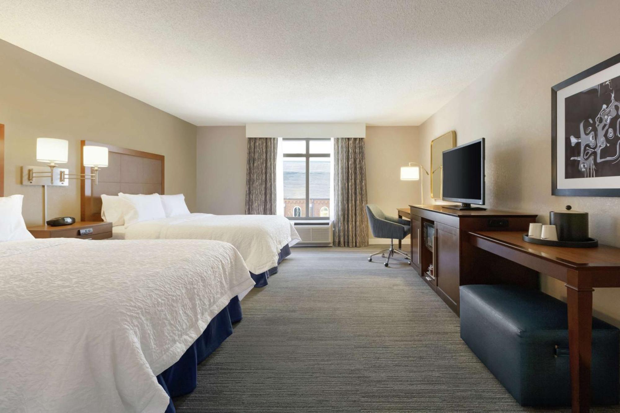Hampton Inn & Suites Nashville-Downtown Bagian luar foto